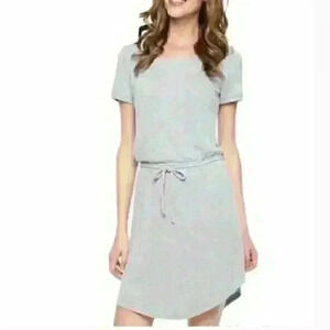 Olive & Oak Grey Short Sleeve Scoop Neck Dress